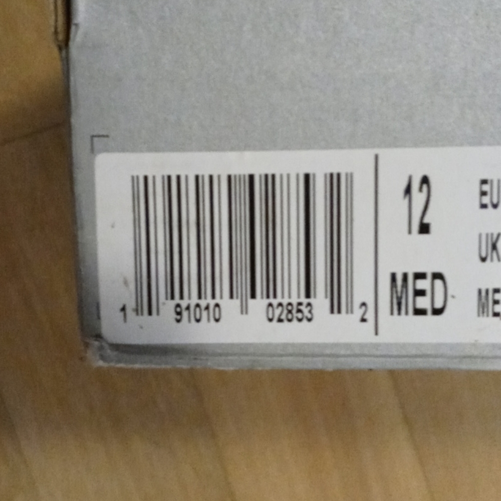 Kenneth Cole men's boots - Picture 3 of 3